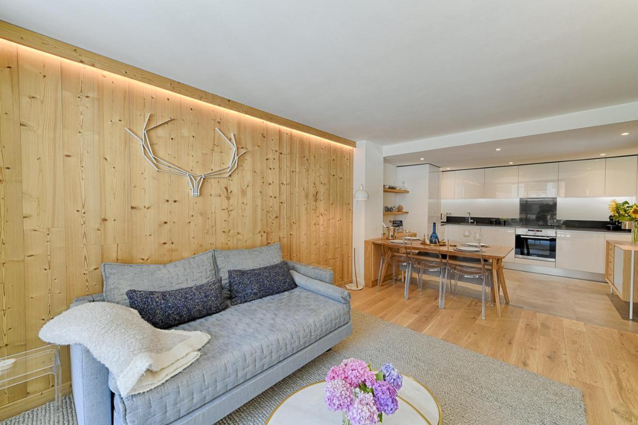 Apartamento Thedrus Luxury Apt, Swimming Pool, &