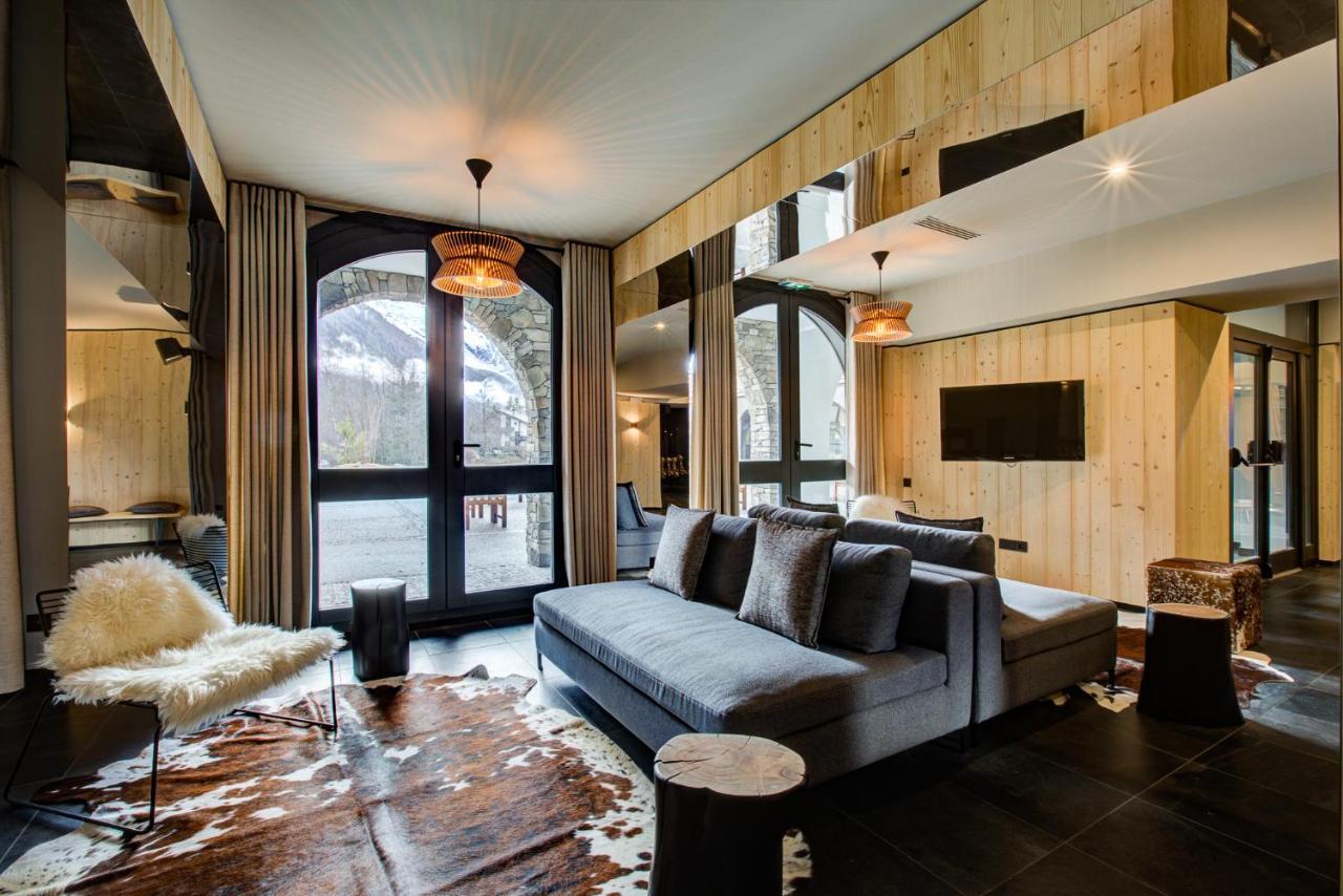 Thedrus Luxury Apt, Swimming Pool, & * Chamonix Mont Blanc